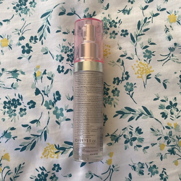 4/$140 Rodial Pink Diamond Instant Lifting Serum - Picture 3 of 4